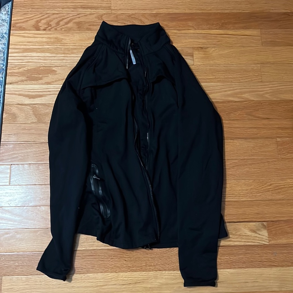 Fabletics tulip jacket medium 30% off bundles